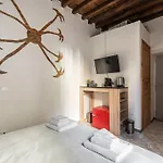 Apartment Room/suite Garibaldi40