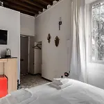 Room/suite Garibaldi40 * Milan